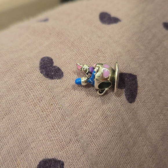 Sterling silver Donald and Daisy in a tea cup Charm Bead - Picture 3 of 3